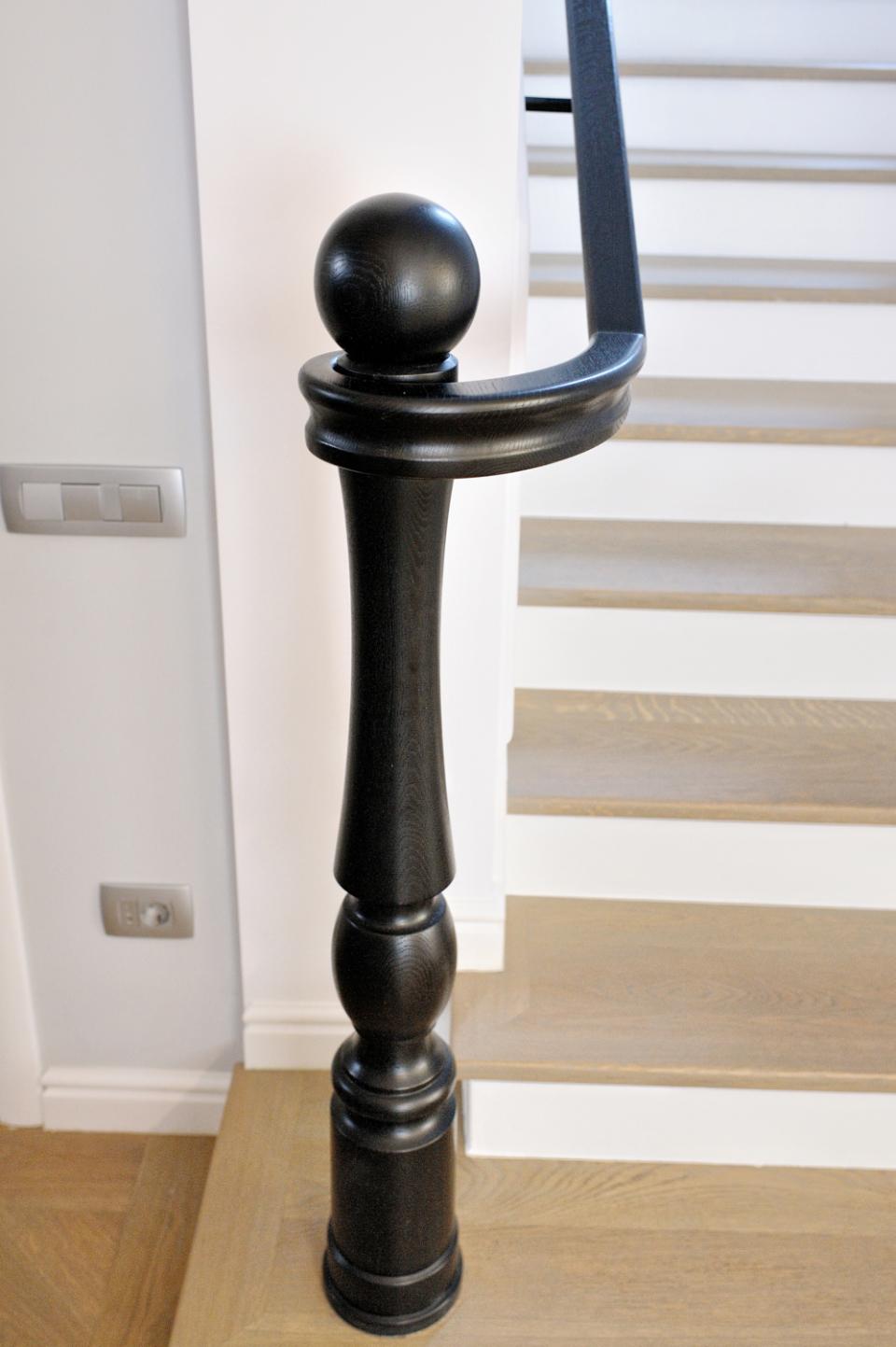 Eleganţa şi rafinamentul, puse în valoare de lemnul natural de stejar