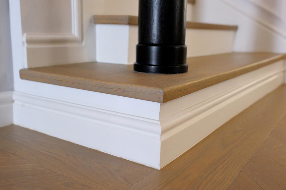 Eleganţa şi rafinamentul, puse în valoare de lemnul natural de stejar