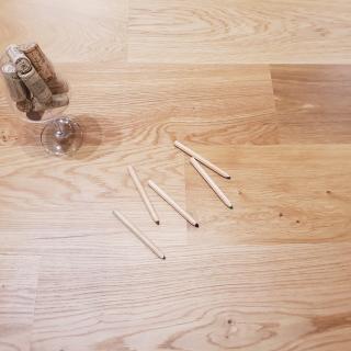 PROMOȚIE | Alegerea inteligentă: Parchet din stejar cu montaj inclus