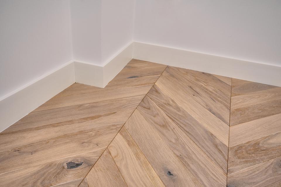 Proiect Woodcore: Am schimbat total fața unui apartament din Cluj cu un parchet din stejar natural