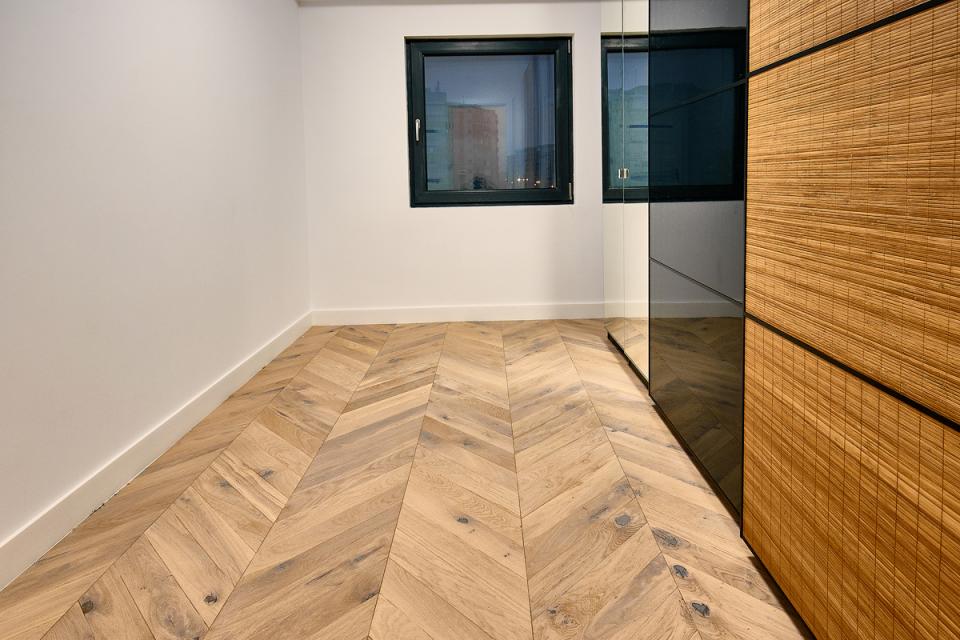 Proiect Woodcore: Am schimbat total fața unui apartament din Cluj cu un parchet din stejar natural