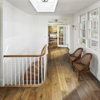 Sfatul specialistului Woodcore: Cum ne ajută parchetul să creăm senzaţia de spaţiu larg