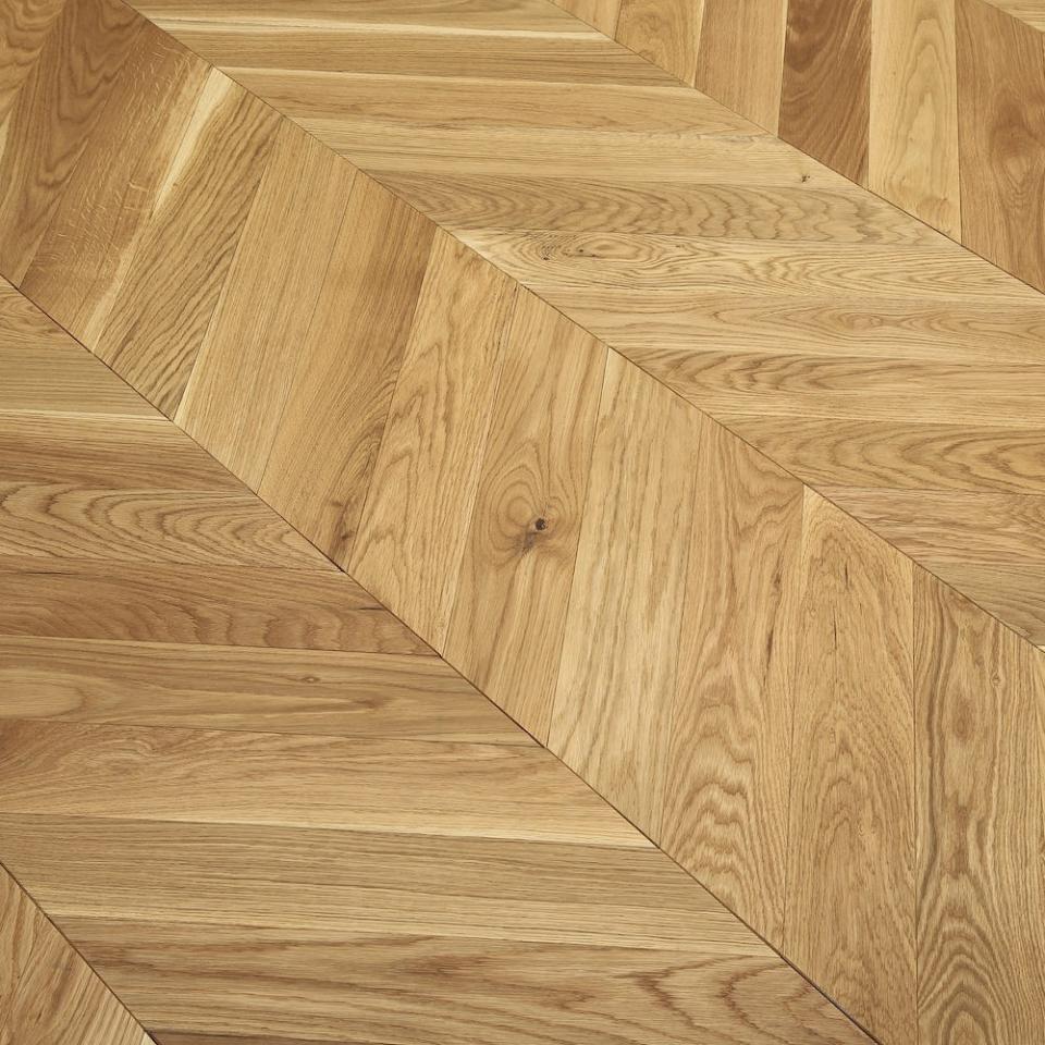 Promoţie parchet stratificat, model Chevron